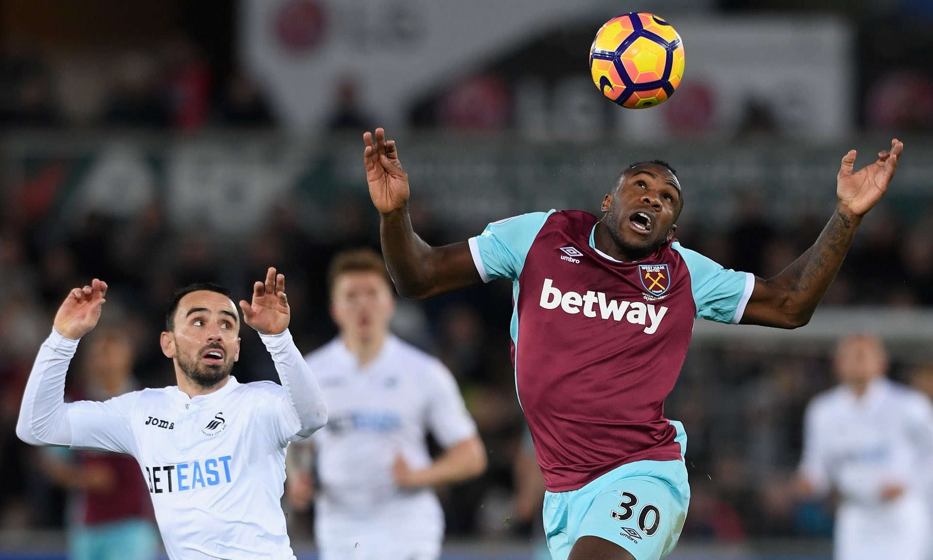 中场组织核 中场组织核