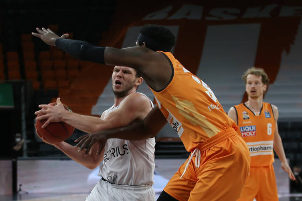 仅彰显了球 仅彰显了球