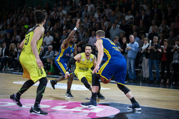 依靠协作 依靠协作